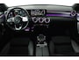 Mercedes-Benz A-klasse 250 e Business Solution AMG Limited (SFEERVERLICHTING, STOELVERWARMING, ACHTERUITRIJCAMERA, SENSOREN)