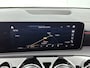 Mercedes-Benz A-klasse 180 Premium AMG-Line(Dealer OnderH, Panorama, Lane Assist, StoelV, Carplay, Navi, Climate Con, Etc)