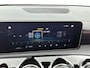Mercedes-Benz A-klasse 180 Premium AMG-Line(Dealer OnderH, Panorama, Lane Assist, StoelV, Carplay, Navi, Climate Con, Etc)