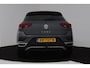 Volkswagen T-Roc 1.5 TSI Sport (PANORAMADAK, TREKHAAK, DIGITALE COCKPIT, CRUISE ADAPTIEF, ACHTERUITRIJCAMERA, SENSOREN)