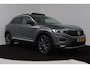 Volkswagen T-Roc 1.5 TSI Sport (PANORAMADAK, TREKHAAK, DIGITALE COCKPIT, CRUISE ADAPTIEF, ACHTERUITRIJCAMERA, SENSOREN)