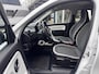 Renault Twingo 1.0 SCe Collection | Camera | Navigatie | Parkeersensoren | Airco | DAB | NL-Auto