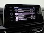 Volkswagen T-Roc 1.0TSI/110PK R-Line Navigatie · Apple/Android Car Play · Camera + Parkeersensoren · Garantie t/m 03-02-2028 of 100000km.