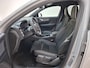 Volvo EX40 Single Motor Extended Range Plus 82 kWh | Trekhaak | PDC V+A en 360 camera | Keyless Entry - Start | Stoel + Stuurverwarming | Extra Getint glas |