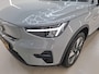 Volvo EX40 Single Motor Extended Range Plus 82 kWh | Trekhaak | PDC V+A en 360 camera | Keyless Entry - Start | Stoel + Stuurverwarming | Extra Getint glas |