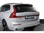 Volvo XC60 2.0 T8 Plug-in hybrid AWD Ultra Black Edition Facelift | Luchtvering | Harmon Kardon | S/K Panodak | Dig.Cockpit | Adapt.Cruise | Stoel-+Stuurverw. | 360 Camera | NAV+App.Connect | Auto.Airco | LM 21" | 5090