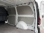 Mercedes-Benz eVito 112 Pro 66kWh Facelift LUXE PAKKET 286km WLTP Snelladen L2H1 Lichtmetaal 17inch Climate Control Adaptieve Cruise Mercedes ME Carplay Camera