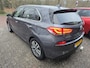 Hyundai i30 1.0 T-GDI Premium | 2E EIIGENAAR | 12MND GARANTIE | NAVI | CAMERA | TREKHAAK |