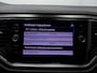 Volkswagen T-Roc 1.0 TSI Style NAVI/ADAPT.CRUISE/PDC/TREKHAAK/16"LMV!