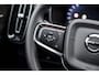 Volvo EX40 Single Motor Extended Range Plus Black Edition Europa | Harman/Kardon | Power Seats | BLIS | Adaptive Cruise Control | Stoelverwarming voor & achter | Stuurverwarming | Warmtepomp | Getint Glas |