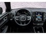 Volvo EX40 Single Motor Extended Range Plus Black Edition Europa | Harman/Kardon | Power Seats | BLIS | Adaptive Cruise Control | Stoelverwarming voor & achter | Stuurverwarming | Warmtepomp | Getint Glas |