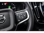 Volvo EX40 Single Motor Extended Range Plus Black Edition Europa | Harman/Kardon | Power Seats | BLIS | Adaptive Cruise Control | Stoelverwarming voor & achter | Stuurverwarming | Warmtepomp | Getint Glas |