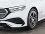Mercedes-Benz E-klasse Estate 300 e AMG Plug-In Hybride AMG | Night Pakket | Panorama Schuif-Kanteldak | MBUX Superscreen | Trekhaak | Stuur en Stoelverwarming. Inclusief 24 maanden Mercedes-Benz Certified garantie voor Europa.