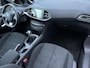 Peugeot 308 1.2 PureTech Active /Apple & Android carplay/Climate/Cruise/Parkeersens. achter/Regensensor/Leder stuur/Elektr. spiegels & ramen/Isofix/(MET GARANTIE*)