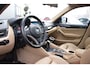 BMW X1 xDrive28i Executive Leer/Sportstoelen/Verwarmd Pano/Dak Navi/Camera Bi-Xenon
