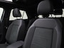 Volkswagen T-Roc 1.5TSI/150PK R-Line Black Style DSG · Panoramadak · Trekhaak · Camera · Apple/Android · Garantie t/m 03-01-2027