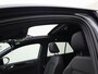 Volkswagen T-Roc 1.5TSI/150PK R-Line Black Style DSG · Panoramadak · Trekhaak · Camera · Apple/Android · Garantie t/m 03-01-2027