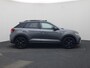 Volkswagen T-Roc 1.5TSI/150PK R-Line Black Style DSG · Panoramadak · Trekhaak · Camera · Apple/Android · Garantie t/m 03-01-2027