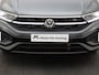 Volkswagen T-Roc 1.5TSI/150PK R-Line Black Style DSG · Panoramadak · Trekhaak · Camera · Apple/Android · Garantie t/m 03-01-2027
