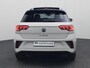 Volkswagen T-Roc 1.5TSI/150PK R-Line Black Style DSG · Panoramadak · Trekhaak · Apple/Android · Garantie t/m 23-01-2027