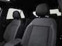 Volkswagen T-Roc 1.5TSI/150PK R Line Black Style DSG · Navigatie · Trekhaak · Apple/Android · Garantie t/m 15-01-2027