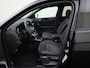 Volkswagen T-Roc 1.5TSI/150PK R Line Black Style DSG · Navigatie · Trekhaak · Apple/Android · Garantie t/m 15-01-2027