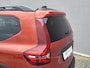Dacia Jogger 1.6 Hybrid 140 Extreme 7p. Automaat / 7- persoons / Pack Assist / Achteruitrijcamera / Verwarmde voorstoelen / Automatische airco