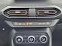 Dacia Jogger 1.6 Hybrid 140 Extreme 7p. Automaat / 7- persoons / Pack Assist / Achteruitrijcamera / Verwarmde voorstoelen / Automatische airco