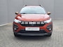 Dacia Jogger 1.6 Hybrid 140 Extreme 7p. Automaat / 7- persoons / Pack Assist / Achteruitrijcamera / Verwarmde voorstoelen / Automatische airco