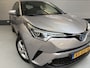 Toyota C-HR 1.8 HYBRID/CAM/DODE HOEK/KEY-LESS/STOEL VERW/NAVI/ENZ