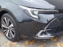 Toyota Corolla Touring Sports Hybrid 140 Dynamic Automaat / tot 10 jaar Garantie* / Winter Pakket  / All Season banden / Adaptief CC / Stuur-, Stoel en voorruitverwarming / Draadloze telefoon lader / Apple Carplay / Android Auto / Achteruitrijcamera /