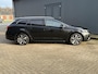 Toyota Corolla Touring Sports Hybrid 140 Dynamic Automaat / tot 10 jaar Garantie* / Winter Pakket  / All Season banden / Adaptief CC / Stuur-, Stoel en voorruitverwarming / Draadloze telefoon lader / Apple Carplay / Android Auto / Achteruitrijcamera /