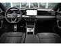 Volkswagen Tiguan 1.5 eHybrid R-Line 272pk l Panorama dak l Trekhaak l 20 inch velgen l Stuurwiel verwarmd l Adaptive cruise control l