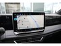Volkswagen Tiguan 1.5 eHybrid R-Line 272pk l Panorama dak l Trekhaak l 20 inch velgen l Stuurwiel verwarmd l Adaptive cruise control l