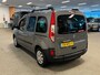 Renault Kangoo Rolstoelauto 3+1, rolstoel geschikt