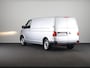 Volkswagen Transporter 2.0 TDI L2H1 32 150PK DSG | Navigatie via app | Parkeersensoren | Trekhaak |