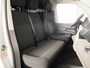 Volkswagen Transporter 2.0 TDI L2H1 32 150PK DSG | Navigatie via app | Parkeersensoren | Trekhaak |