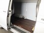 Volkswagen Transporter 2.0 TDI L2H1 32 150PK DSG | Navigatie via app | Parkeersensoren | Trekhaak |
