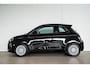 Fiat 500e RED 42 kWh | Apple Carplay & Android Auto | Climate Controle | Achteruirijcamera | Bluetooth | Digitaal Display |