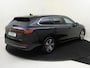 Volkswagen Passat Variant 1.5 eHybrid Business | Trekhaak | Head-up display | Parkeerassistent | Stoel- en stuurwielverwarming | Achteruitrijcamera | Navigatie | Adaptieve cruise control | Dodehoek detectie |