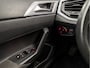 Volkswagen Polo 1.0 TSI Sportline (APPLE CARPLAY, CLIMATE, PARKEERSENSOREN, SPORTSTOELEN, GETINT GLAS, LM VELGEN, ADAPTIVE CRUISE, TREKHAAK, NIEUWSTAAT)