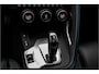 Jaguar E-Pace 2.0 P250 AWD HSE R-Dynamic CarPlay Trekhaak Camera 19"