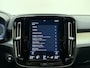 Volvo XC40 T5 262pk Inscription / Stoelverwarming / Camera / 19 inch / Zitting verlenging / Trekhaak /