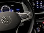 Volkswagen T-Roc 1.5 TSI Life Sport 150Pk Automaat (VIRTUAL COCKPIT, APPLE CARPLAY, PARKEERSENSOREN, TREKHAAK, SPORTSTOELEN, LED KOPLAMPEN, ADAPTIVE CRUISE, NIEUWE APK, NIEUWSTAAT)