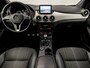 Mercedes-Benz B-klasse 200 AMG Sport 157Pk (PANORAMADAK, GROOT NAVI, CAMERA, STOELVERWARMING, LEDER, SPORTSTOELEN, GETINT GLAS, ZWART HEMEL, CRUISE, NIEUWE APK, NIEUWSTAAT)