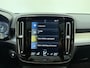 Volvo XC40 T5 262pk Business Pro / Panorama dak / Harman en Kardon audio / Stoel/- en stuurverwarming / Trekhaak /