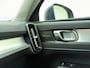 Volvo XC40 T5 262pk Business Pro / Panorama dak / Harman en Kardon audio / Stoel/- en stuurverwarming / Trekhaak /