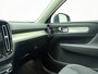 Volvo XC40 T5 262pk Business Pro / Panorama dak / Harman en Kardon audio / Stoel/- en stuurverwarming / Trekhaak /