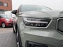Volvo XC40 BWJ 2020 Recharge P8 408 PK AWD R-Design TREKHAAK | PANODAK | FULL LED | HALF LEDER | ADAPTIVE CRUISE | STOEL + STUURVERW. | DODE HOEK | CAMERA | ELEKTR. STOELEN | CAMERA | CARPLAY + ANDROID | LMV | PDC