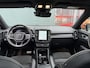 Volvo XC40 BWJ 2020 Recharge P8 408 PK AWD R-Design TREKHAAK | PANODAK | FULL LED | HALF LEDER | ADAPTIVE CRUISE | STOEL + STUURVERW. | DODE HOEK | CAMERA | ELEKTR. STOELEN | CAMERA | CARPLAY + ANDROID | LMV | PDC